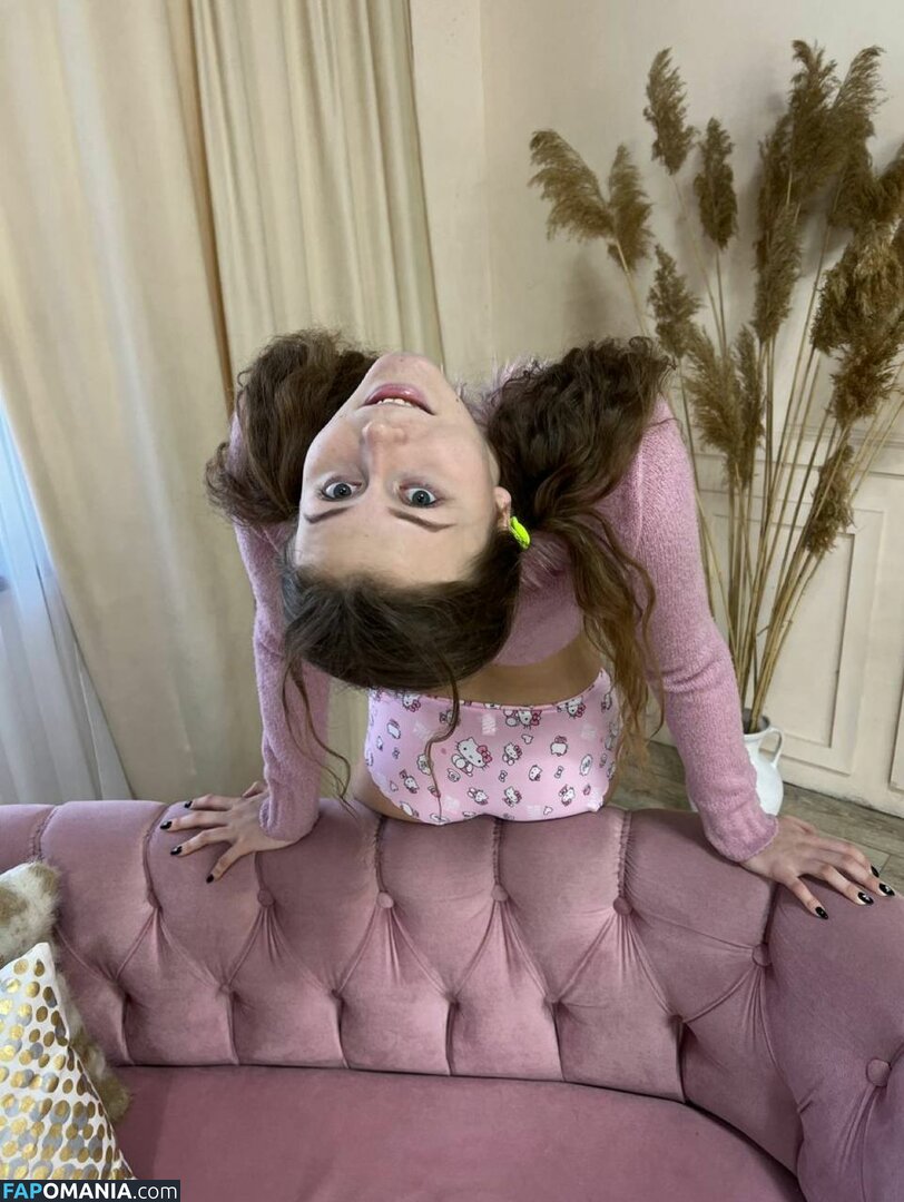 _vitaniemi01 / bloom.xvi / nayane_vitali01 / vitaniemi Desnudo OnlyFans  Foto filtrada #453