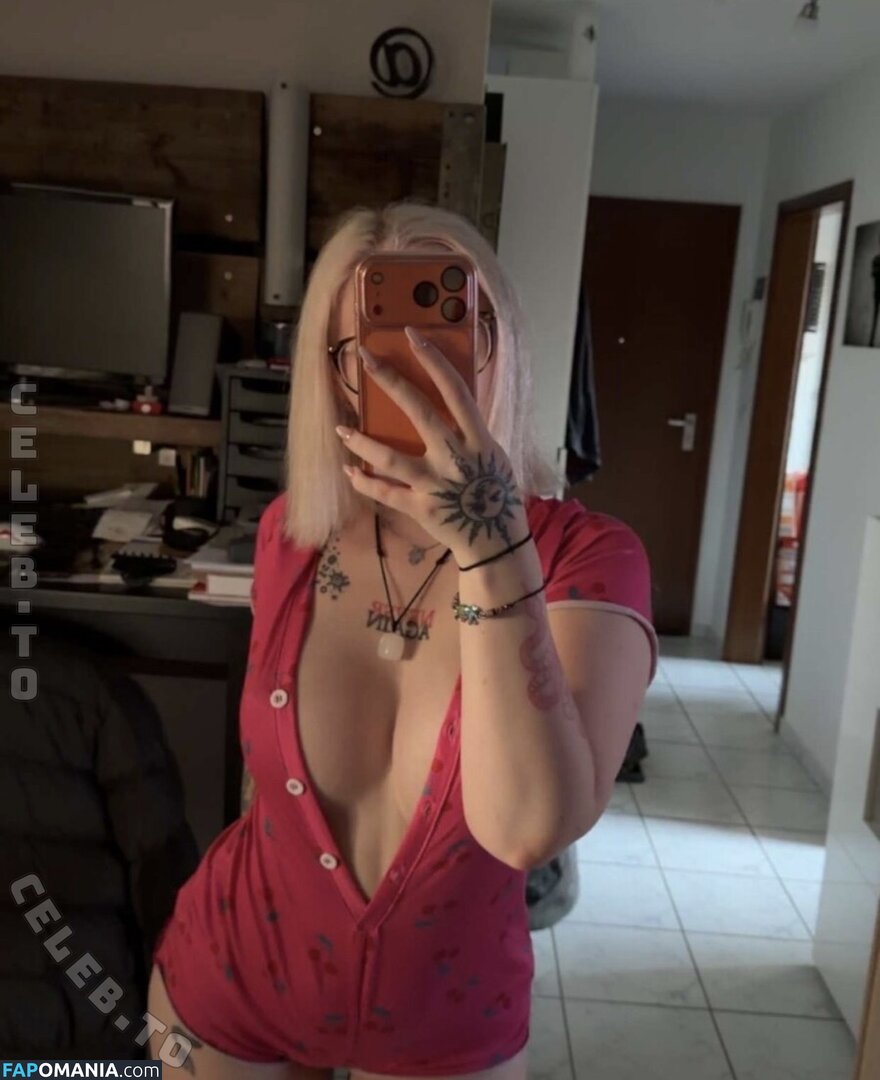 vivian_wydt / vivianwoywodt Desnudo OnlyFans  Foto filtrada #1