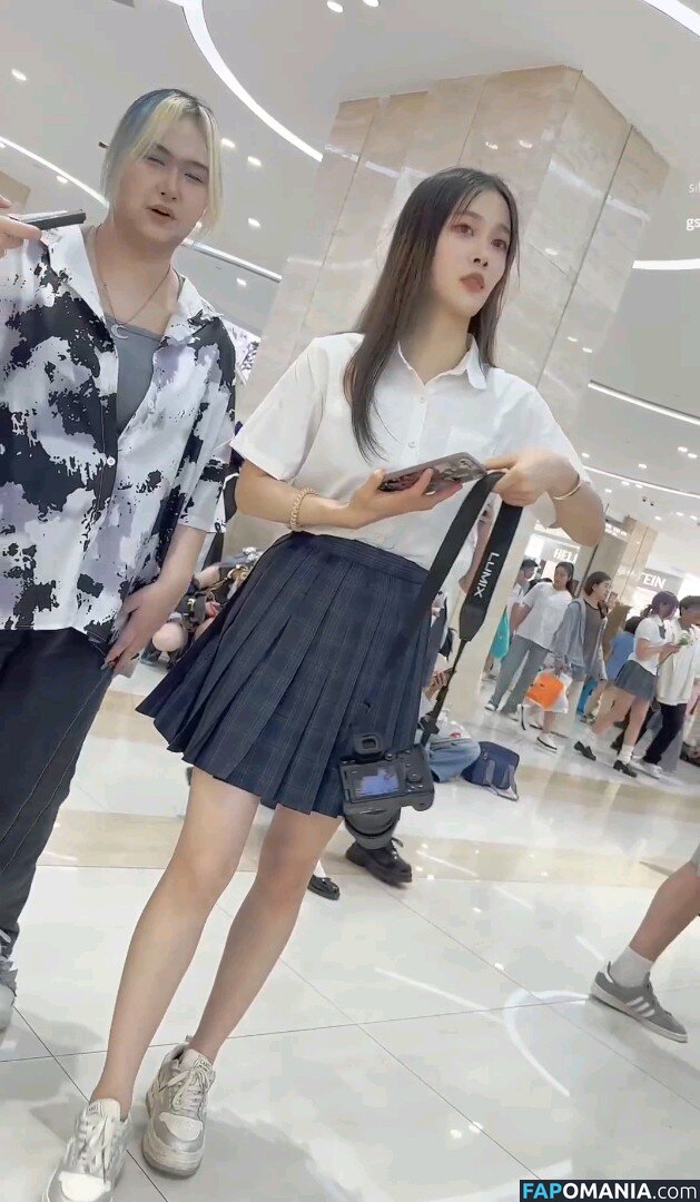 Voyeur Asian Pissing Toilet &Amp; Upskirts Only / girlspissin / https: Desnudo OnlyFans  Foto filtrada #2