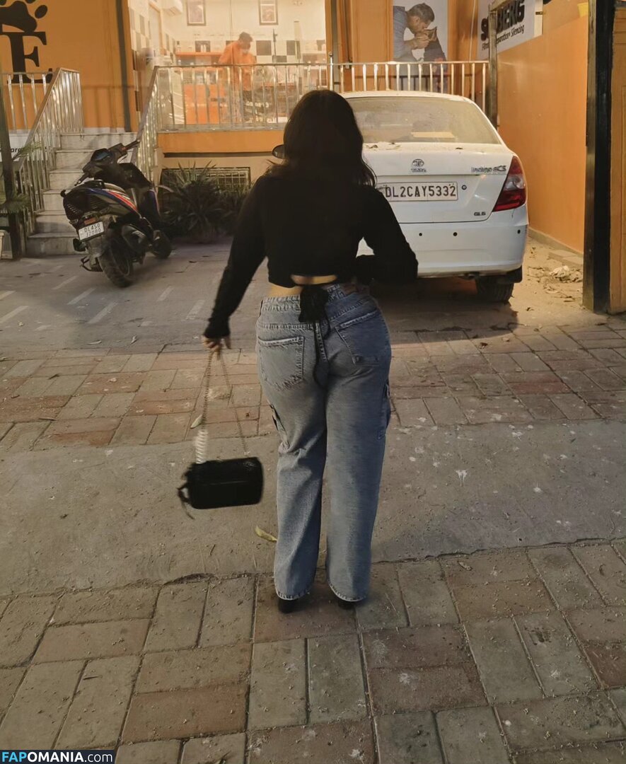 vr / vrindardddd_ Desnudo OnlyFans  Foto filtrada #1