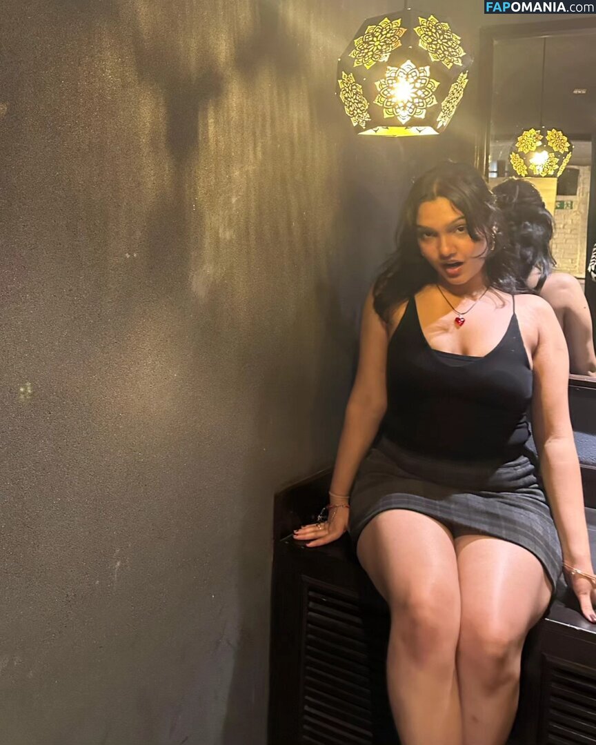 vr / vrindardddd_ Desnudo OnlyFans  Foto filtrada #13