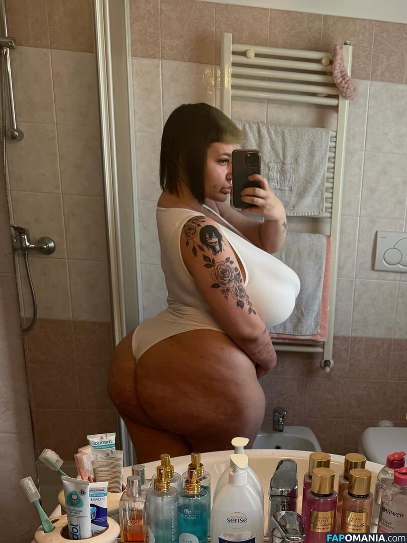 Mxmmytina / Vvalentinabonetalli Desnudo OnlyFans  Foto filtrada #8