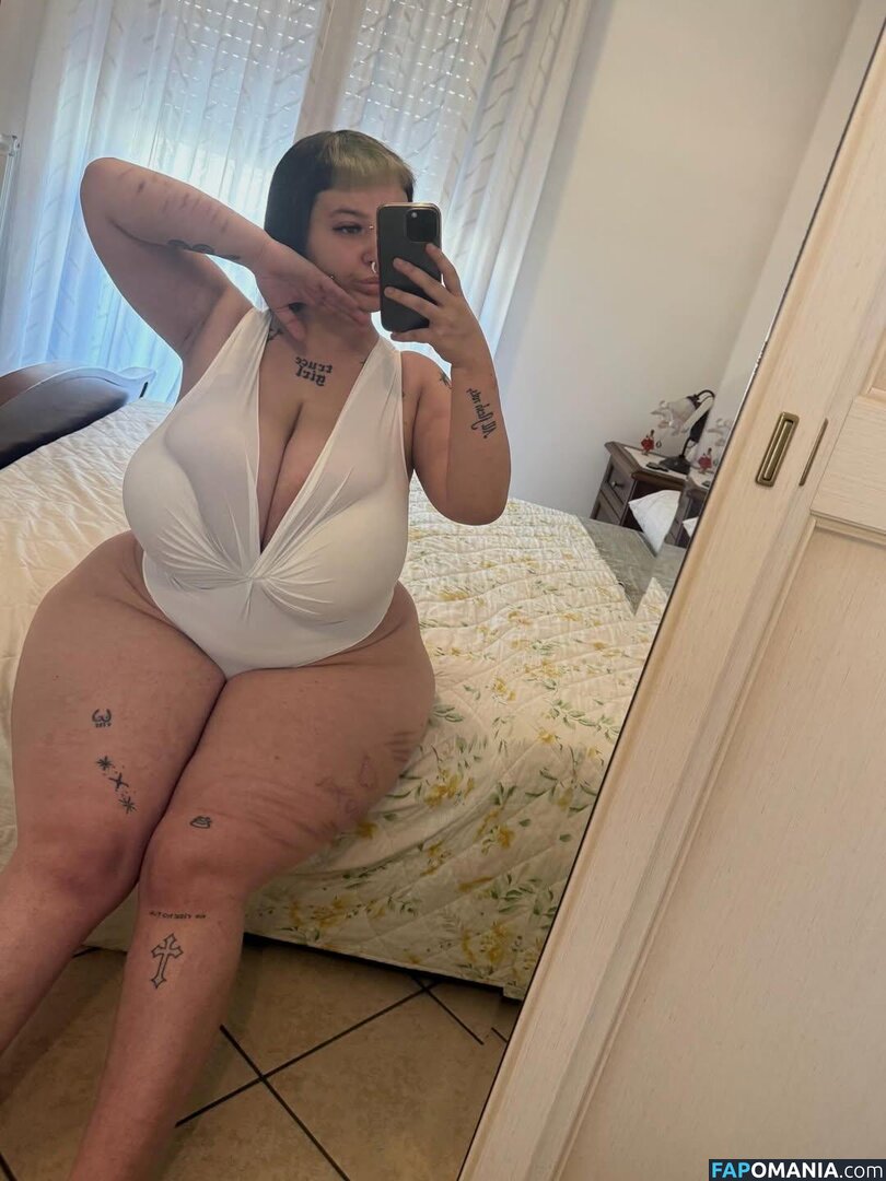 Mxmmytina / Vvalentinabonetalli Desnudo OnlyFans  Foto filtrada #9