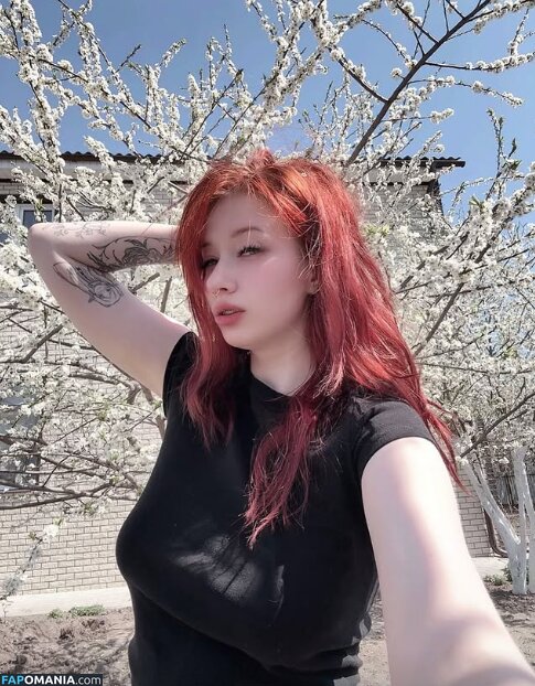 Parlament_vodka / Vvodochka / voddochka / voddochkaa Desnudo OnlyFans  Foto filtrada #1