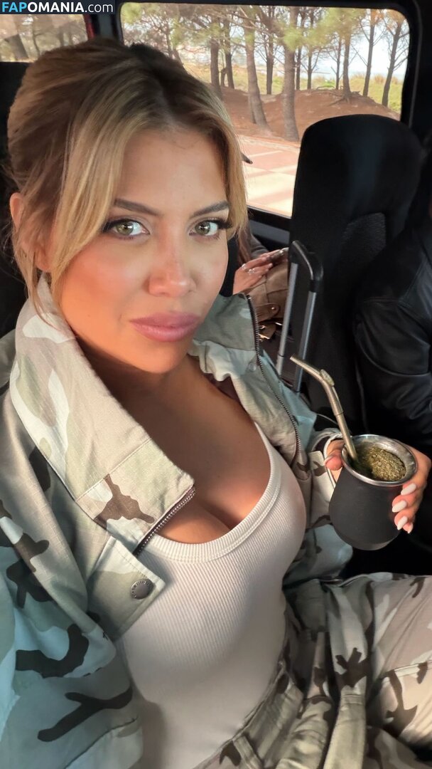 Icardi / Wanda Nara / badbitchwan / wanda_nara / wanditanara Desnudo OnlyFans  Foto filtrada #451