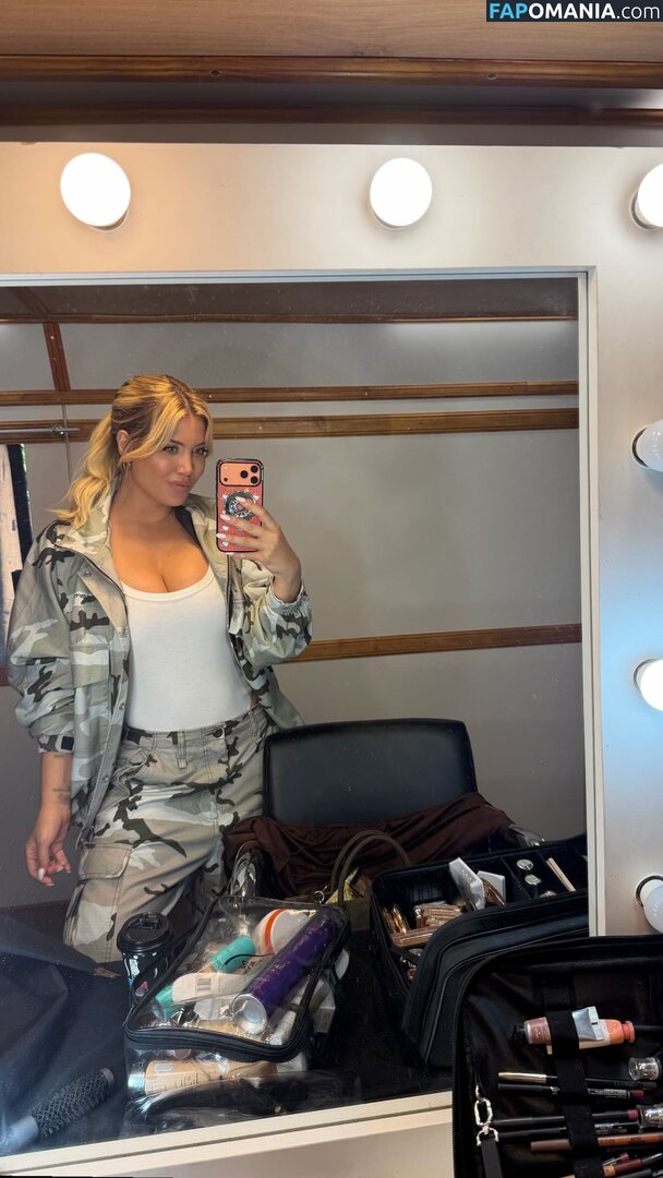 Icardi / Wanda Nara / badbitchwan / wanda_nara / wanditanara Desnudo OnlyFans  Foto filtrada #452