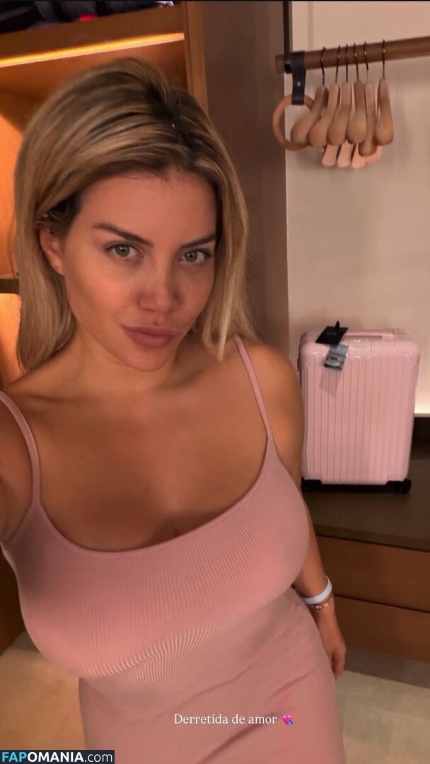 Icardi / Wanda Nara / badbitchwan / wanda_nara / wanditanara Desnudo OnlyFans  Foto filtrada #510