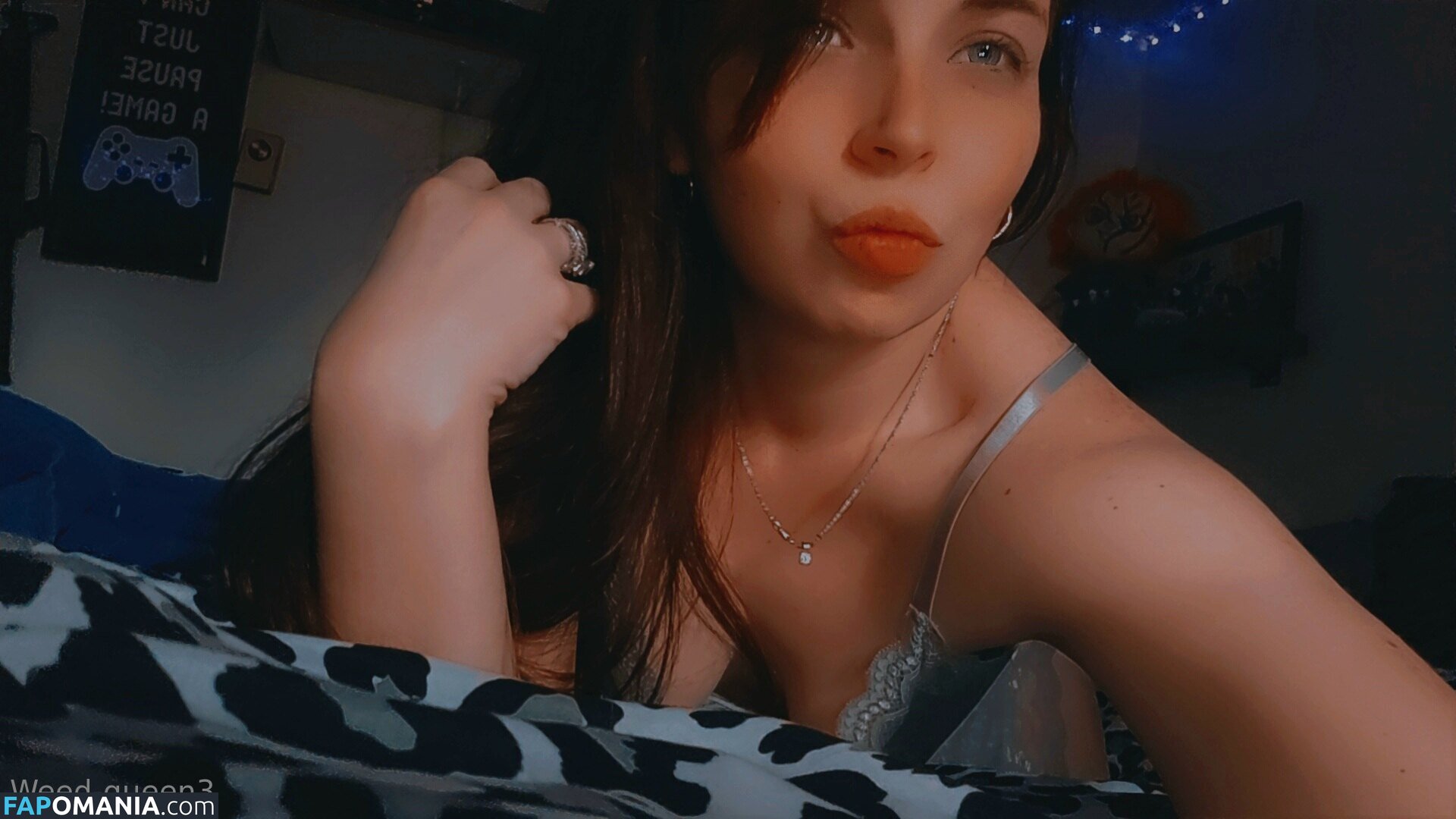 weedqueen33 / weedqueenofficialpage Desnudo OnlyFans  Foto filtrada #14