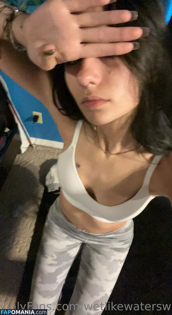 Acacia Gracelyn / The.better.acacia / acacia_gracelyn / wetlikewatersweetlike Desnudo OnlyFans  Foto filtrada #13