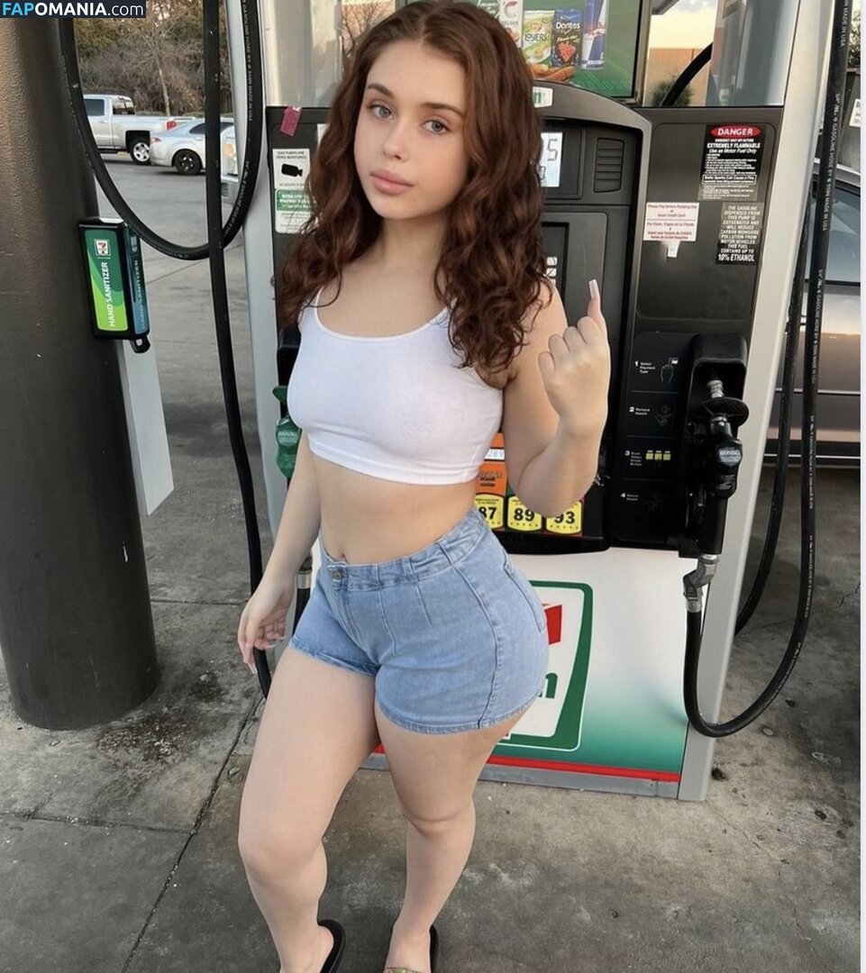 juliaaluv1 / xoxojulia / xoxojuliaa Desnudo OnlyFans  Foto filtrada #3