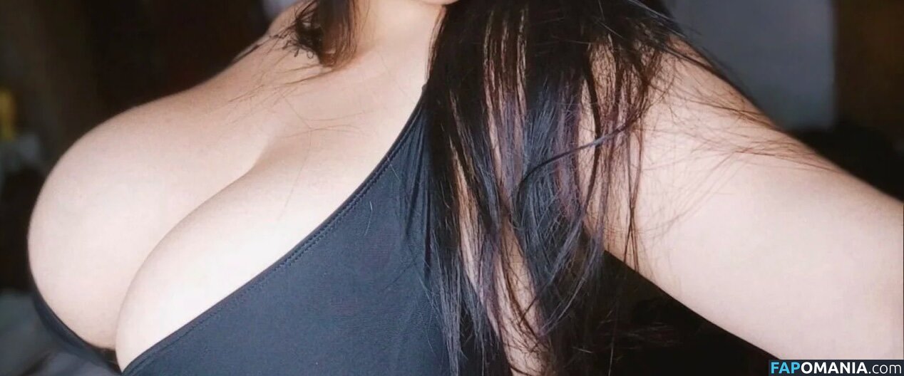 Yael Castillo / Yaelcastill0 / yaecaastillo Desnudo OnlyFans  Foto filtrada #18
