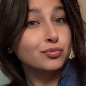 Yagirlsarina24