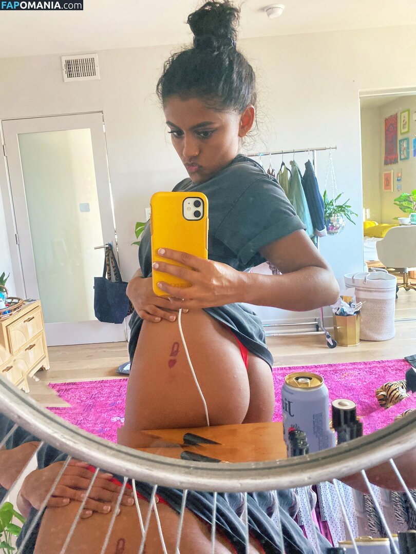 Yamini Nambimadom / yaminidoescomedy / yamininosebest Desnudo OnlyFans  Foto filtrada #13