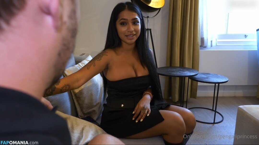 Yasmina Khan Desnudo OnlyFans  Foto filtrada #5
