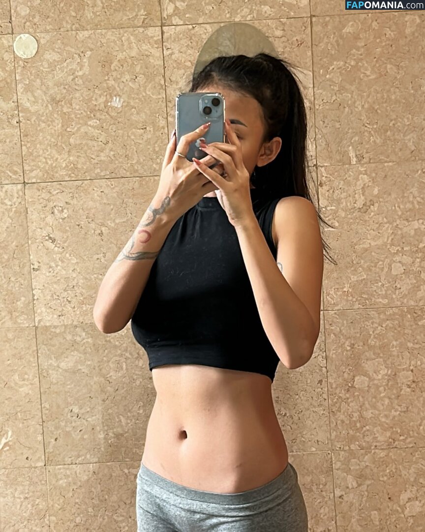 5leepyhead_ / Yeti Kurnia / https: / notp0cahonta5 Desnudo OnlyFans  Foto filtrada #1