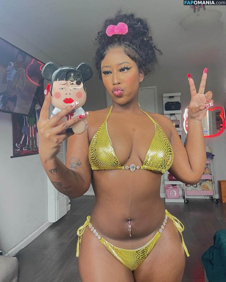 yungnena / yungnenaa Desnudo OnlyFans  Foto filtrada #2