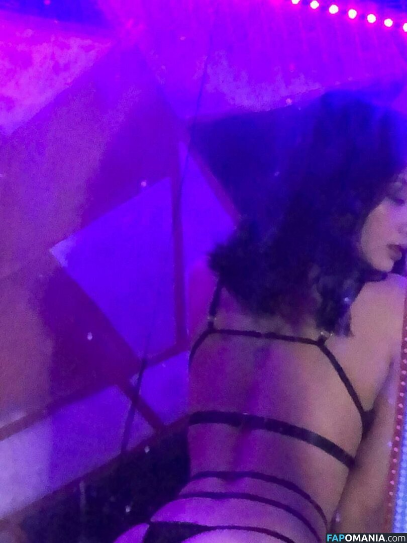Zaiah Cazar / frstbite_iah / yukia_akuma / yukiaakuma / zaezacarias Desnudo OnlyFans  Foto filtrada #31