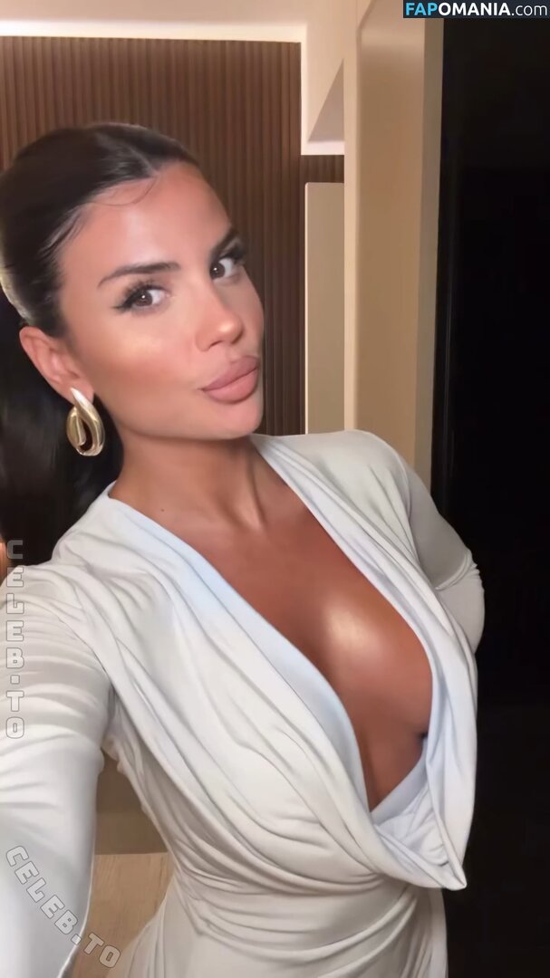 Zara Secret / zara_secret / zara_secrett Desnudo OnlyFans  Foto filtrada #1