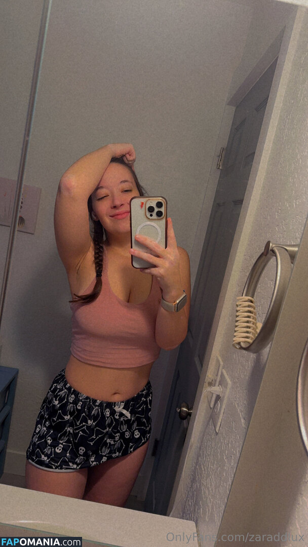 zaraddluxe / zaraluxeee Desnudo OnlyFans  Foto filtrada #15