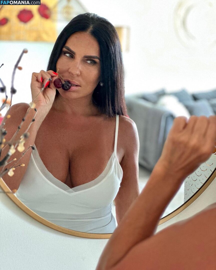 Zdlena Vitaly's Mom Desnudo OnlyFans  Foto filtrada #3