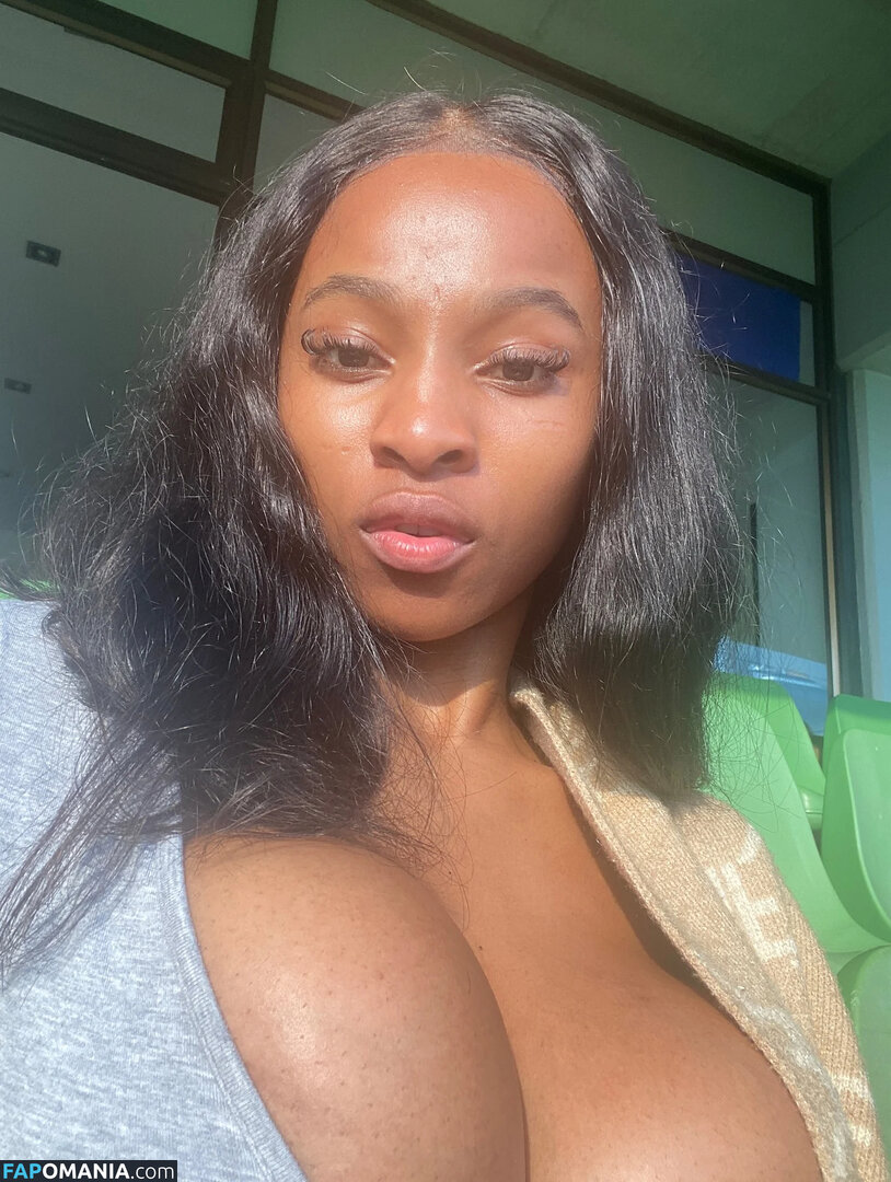 Zizipho Ondiswa / majokwenizizipho / zizipho_majokweni Desnudo OnlyFans  Foto filtrada #5