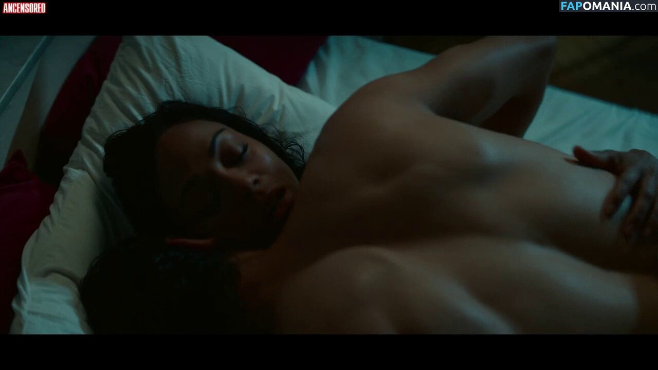 Zoë Saldana Desnudo OnlyFans  Foto filtrada #10