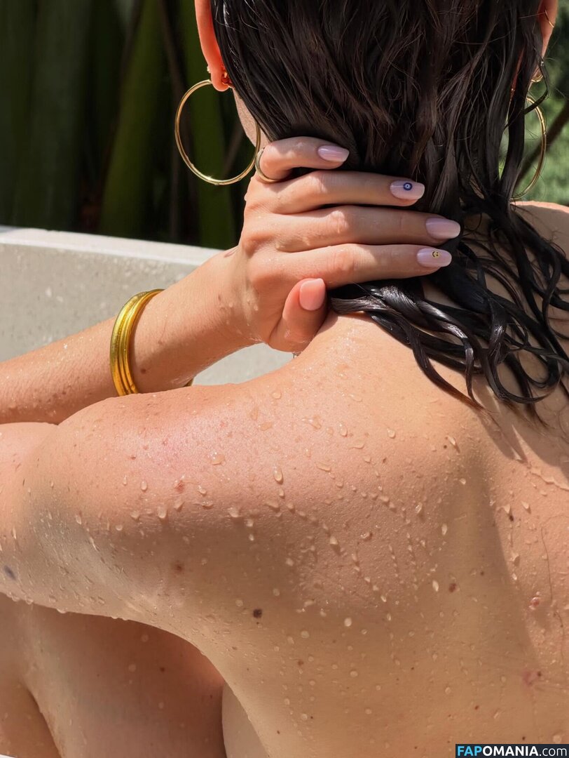 Zoelegavrian _ Zazou_dcy / zoelegavrian Desnudo OnlyFans  Foto filtrada #4